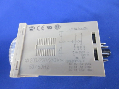 ソリッドステート･タイマ 200/220/240VAC H3CR-H8L