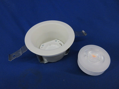 LEDダウンライトφ100(ランプ付)(点灯未確認)(キズ・汚れ有) XAD1120LKCE1