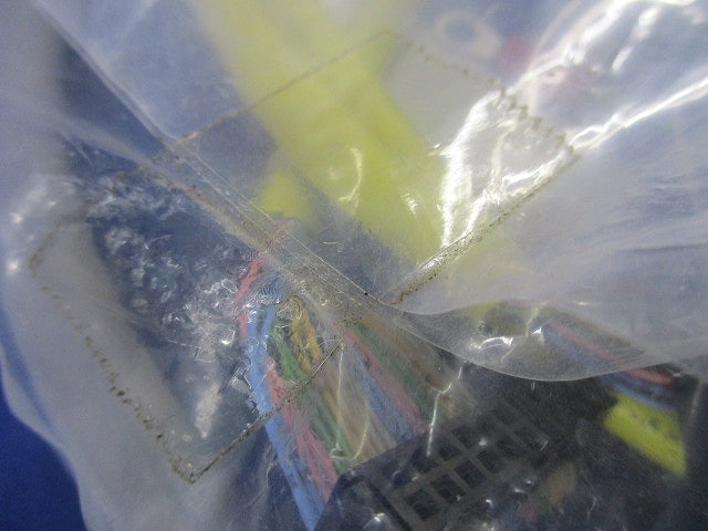 I/Oリレーターミナル用コネクタ付ケーブル(新品未開封) XW2Z-RO100C-75