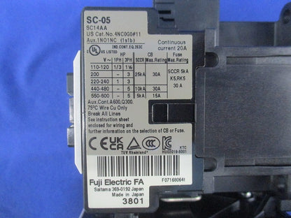 電磁開閉器100V(キズ・汚れ有) SW-05/2E+TK-0N