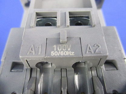 標準形電磁接触器(非可逆形) HC10-TK