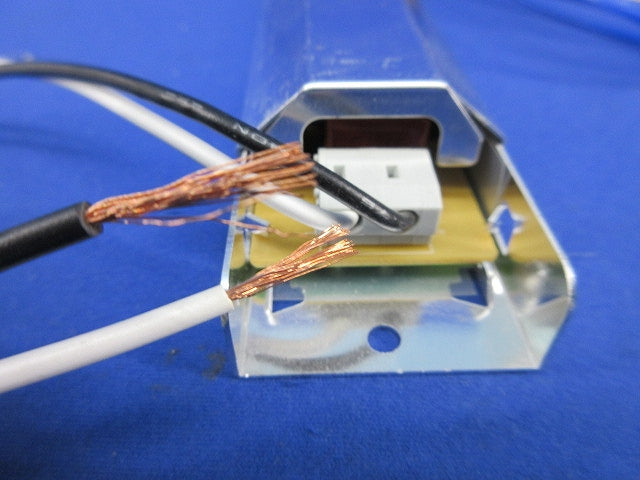 蛍光灯電子安定器(キズ・汚れ有) EHFZ321RT3-PH