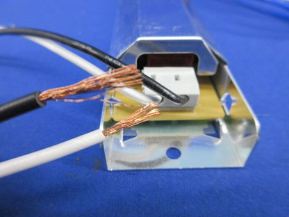 蛍光灯電子安定器(キズ・汚れ有) EHFZ321RT3-PH