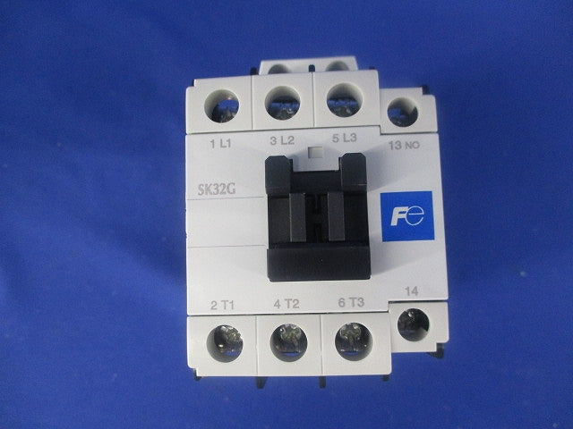 マグネットスイッチ 電磁接触器 直流操作形DC24V 補助接点1a SK32G-E10