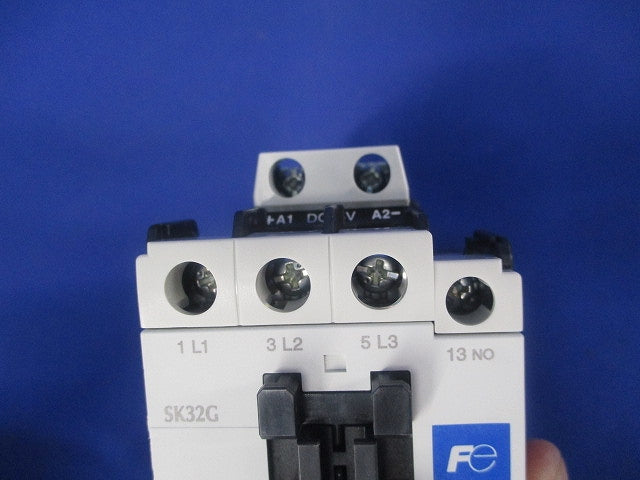 マグネットスイッチ 電磁接触器 直流操作形DC24V 補助接点1a SK32G-E10