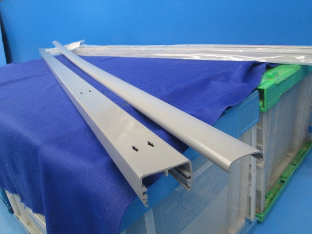 モールダクト(全長2m)(屋外用)(2本入)(グレー)(新品未開封含む)(ゆがみ有) MDH-40G