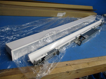 LEDベースライト 天井埋込型(昼白色)(撮影のため開梱) FYY26150LA9