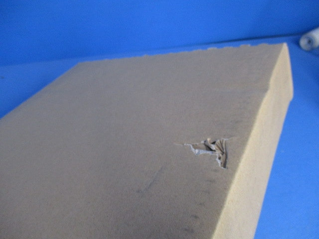 LEDベースライト非常用本体のみ(電池内蔵型)(24年製)(新品未開梱) NNLG41830C