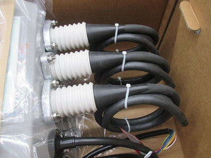 高圧交流気中負荷開閉器 VT・避雷器内蔵形方向性過電流ロック形(ステンレス) KLT-PSA-HD2N10LT