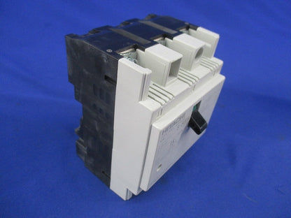 配線用遮断器3P3E15A(キズ・汚れ有) S-50EB