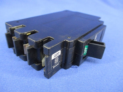 電灯分電盤用コンパクトツイン ブレーカー 2P1E20A(2個入) F52PNT