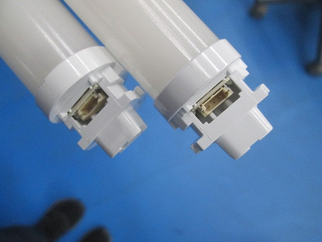 直管形LEDランプ FLR110 定格出力形 昼白色 R17d  2個入 LDK110SS･N/42/69NE