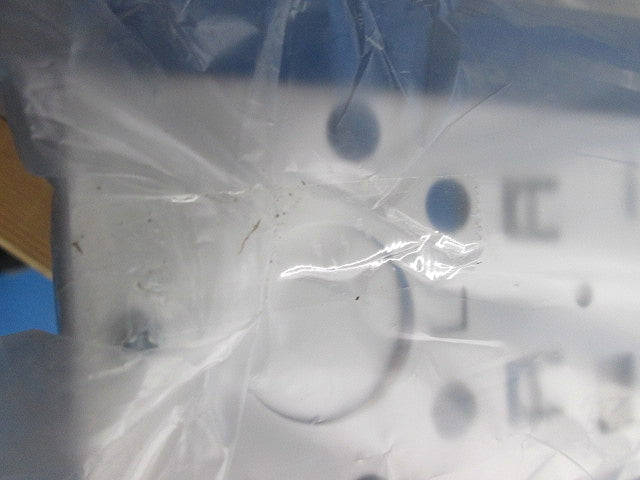 LEDベースライト(3個入)(新品未開梱)(ランプなし) NNF42230LE9