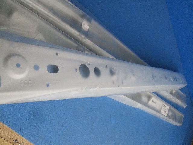 LEDベースライト(3個入)(新品未開梱)(ランプなし) NNF42230LE9