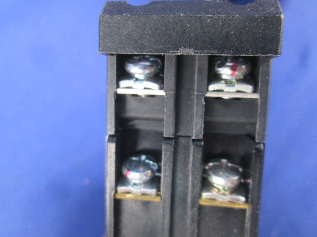 Φ30トランス付突形照光押しボタンスイッチ 赤 4個入 A30FT20010LE