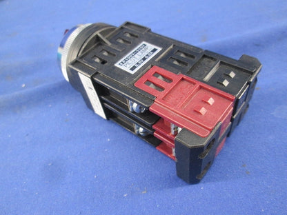 Φ30トランス付つまみ形 2ノッチ 照光セレクタスイッチ 手動復帰金属リング 赤 A30FST210011LE