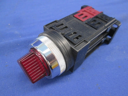 Φ30トランス付つまみ形 2ノッチ 照光セレクタスイッチ 手動復帰金属リング 赤 A30FST210011LE