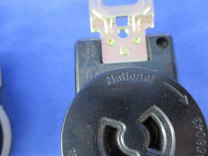 引掛埋込コンセント(メーカー混在5個入)(ブラック) WF2215K