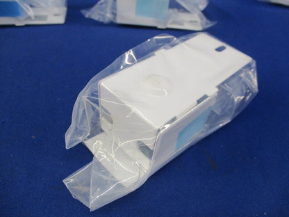 入線処理用ジョイント金具(7個入)(新品未開封) NNFK99011