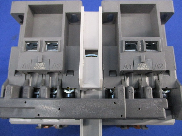 標準形電磁接触器(可逆形) HC10