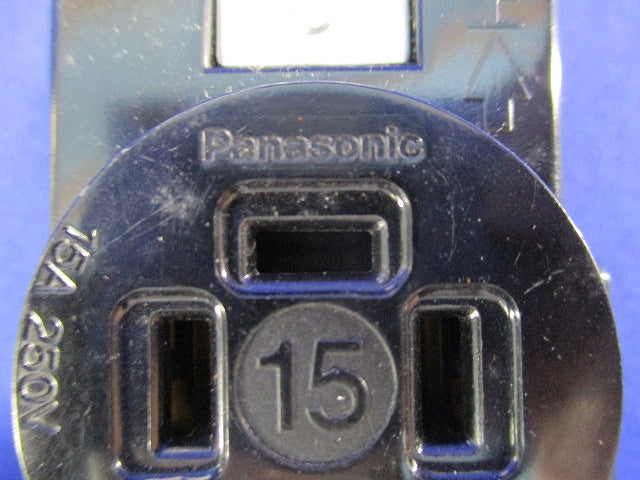 埋込コンセントセット(4個入)(傷・汚れ有) WF1415K