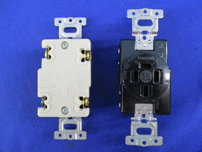 埋込コンセントセット(4個入)(傷・汚れ有) WF1415K