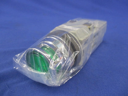 照光押ボタンスイッチ(緑)(キズ・汚れ有) ALN+TWR