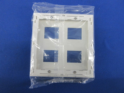 コンセントプレート4コ用(8個入)(ホワイト) WTF8004