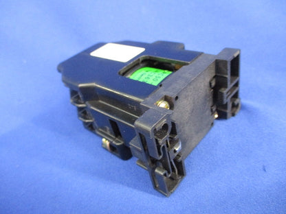 標準形補助継電器 100V(ビス1個不足) SRC50-2F/X