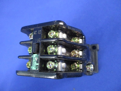 標準形補助継電器 100V SRC50-2F/X