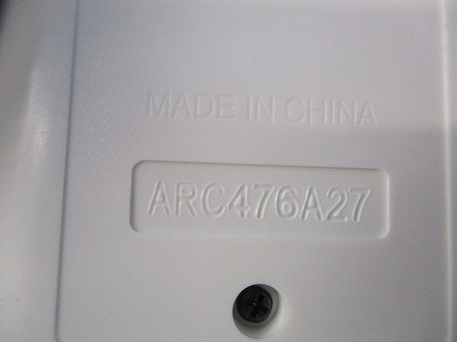 エアコン用リモコン(キズ・汚れ有) ARC476A27