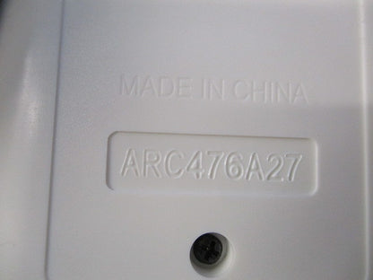 エアコン用リモコン(キズ・汚れ有) ARC476A27