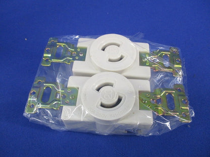 引掛埋込コンセント(2個入)(ミルキーホワイト)(キズ・汚れ有) National WF2220K