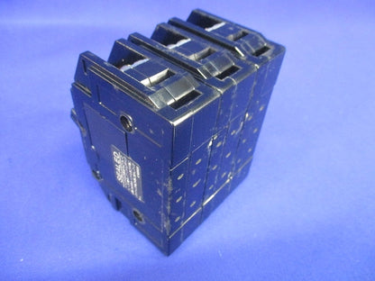 サーキットブレーカ3P30A(ジャンク品) NBK53J
