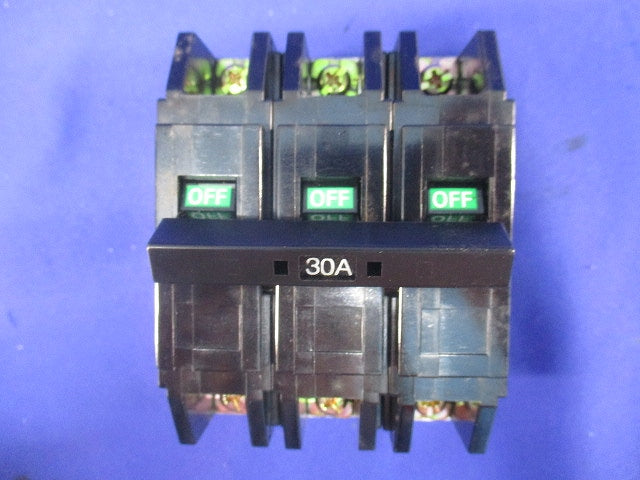 サーキットブレーカ3P30A(ジャンク品) NBK53J
