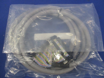 コネクタ端子台変換ユニット用ケーブル(新品未開封) XW2Z-200B