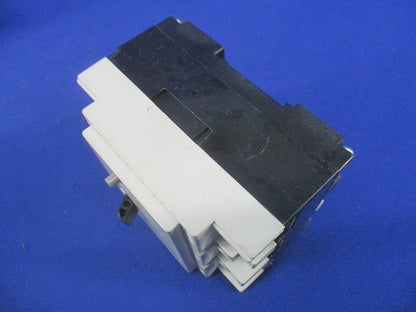 漏電遮断器3P3E60A(キズ・汚れ有) EB-100E