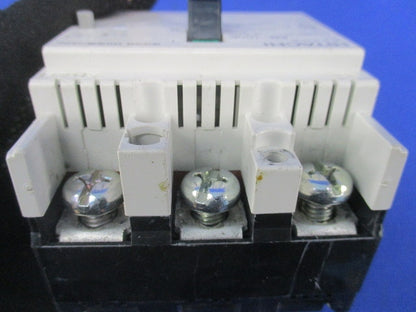 漏電遮断器3P3E60A(キズ・汚れ有) EB-100E