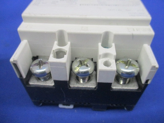 漏電遮断器3P3E60A(キズ・汚れ有) EB-100E