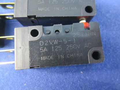 基本スイッチセット(1セット入)(ケース付) D2VW-5-1