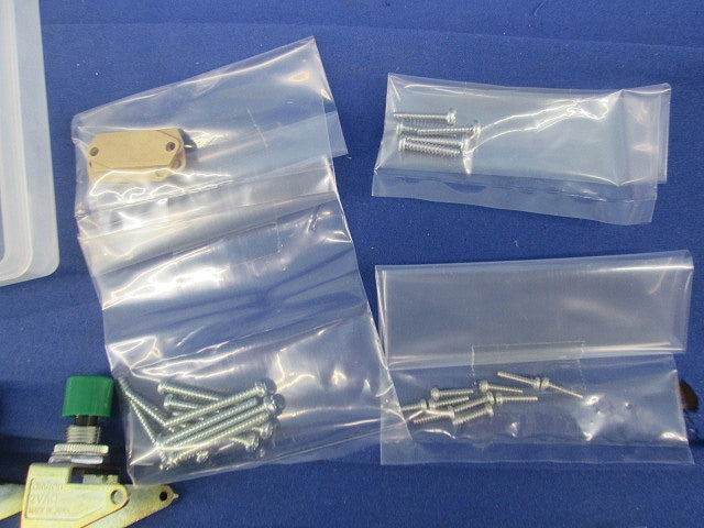 基本スイッチセット(1セット入)(ケース付) D2VW-5-1