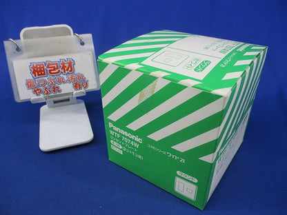 コンセントプレート4コ用(10枚入)(ホワイト) WTC7074W