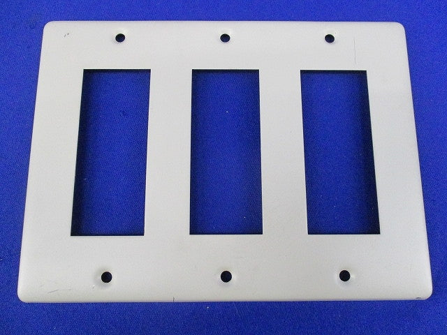 プレート(2個入)未使用品(ミルキーホワイト)キズ・汚れ有 WN9408W