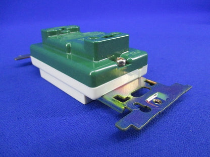 埋込アース付コンセント(4個入)National WN1121