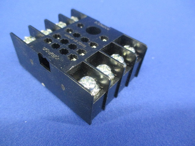 共用ソケット(7個入) PYF08M