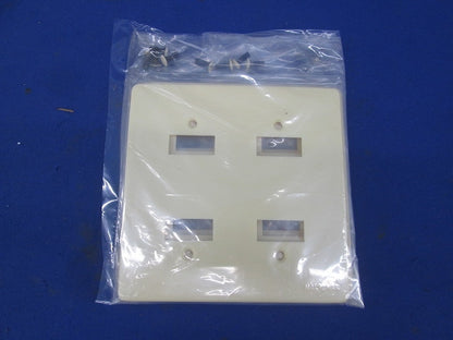 ハイ角連用器具用コンセントプレート(3枚入)(クリーム)National 型番不明