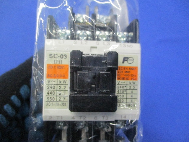 標準形電磁開閉器 0.95-1.45A 1a SW-03200V0.2kW