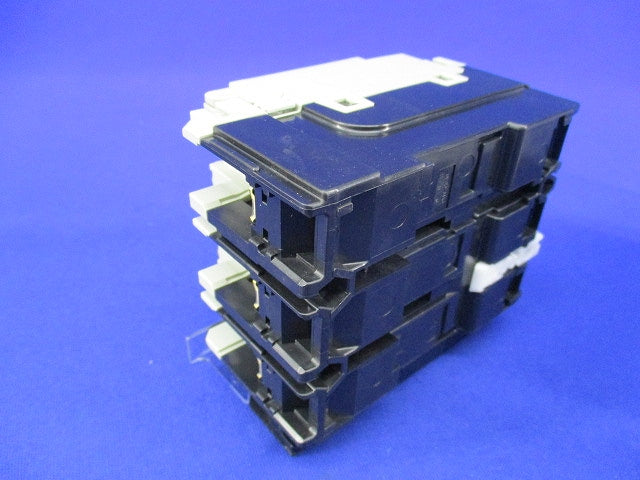 サーキットブレーカ3P15A EW50EAG