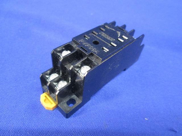 共用ソケット(3個入) PYF08A