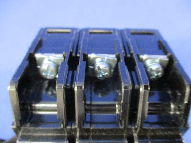 漏電遮断器3P3E20A B-50E